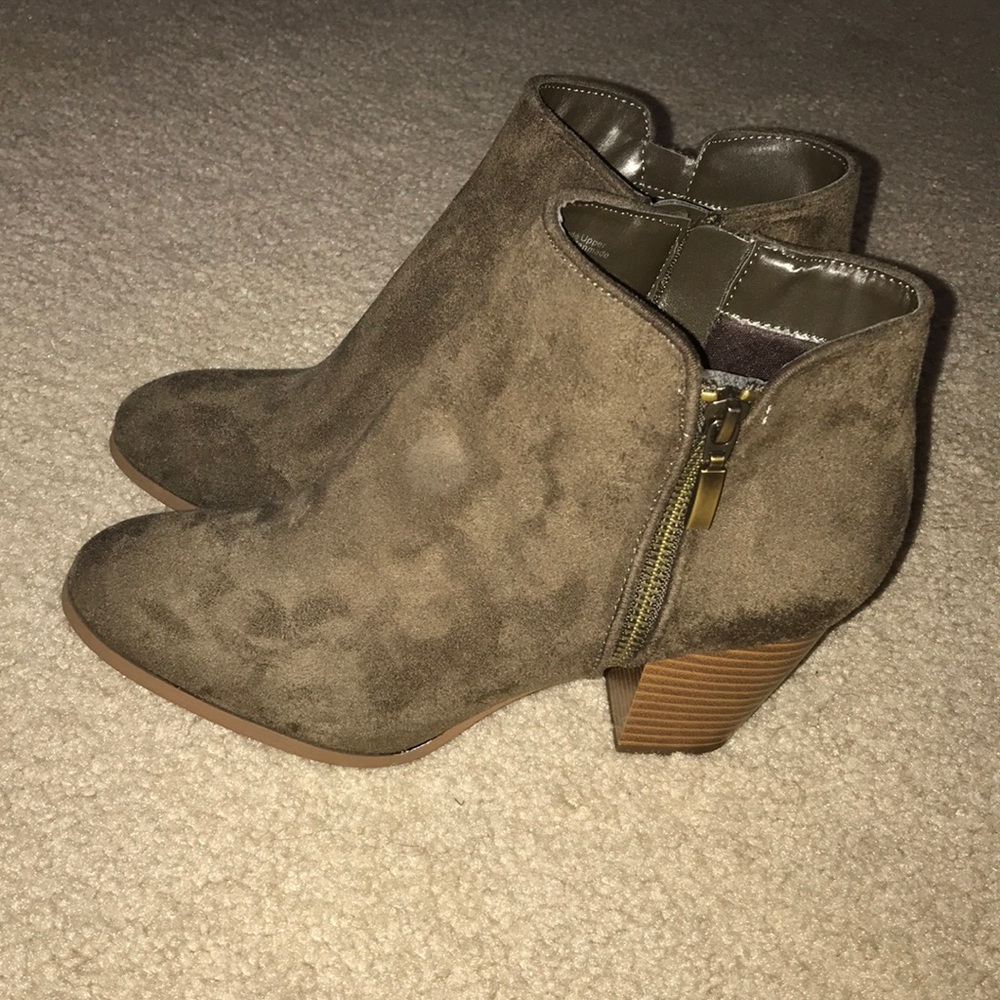 Short heeled boots!